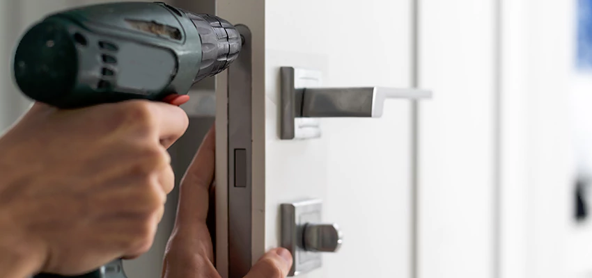 Locksmith For Lock Replacement Near Me in University of California Davis, CA
