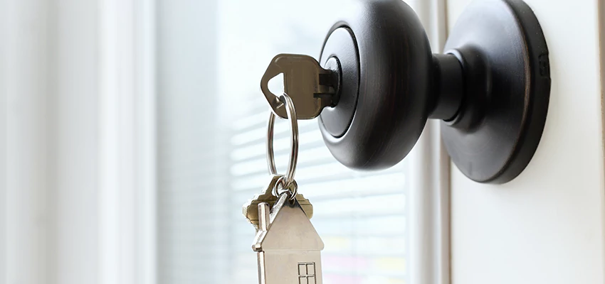 Bifold Door Knob Replacement in University of California Davis, California