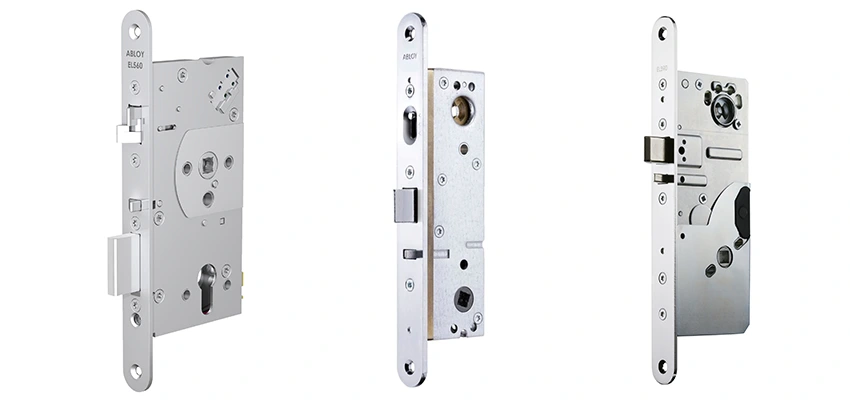 ASSA-Abloy Locks Hinge Repair in University of California Davis, California