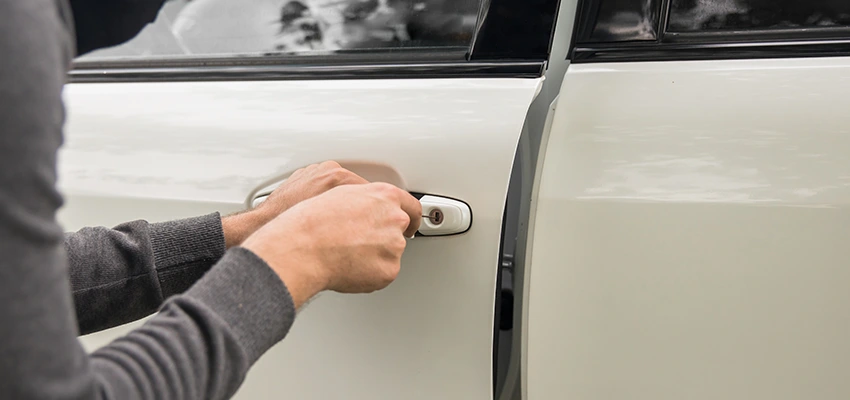 Unlock Car Door Service in University of California Davis, CA